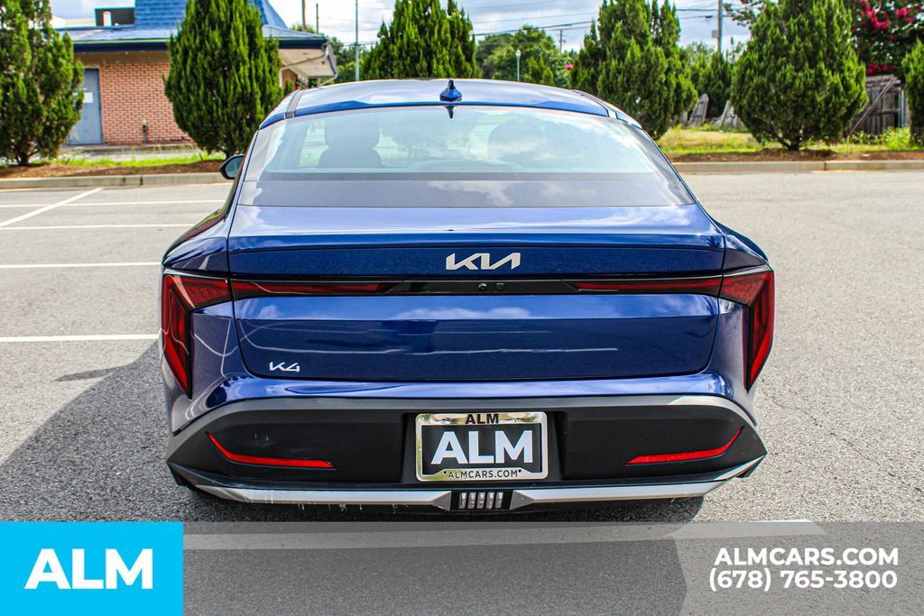 Used 2025 Kia K4 FWD image 10