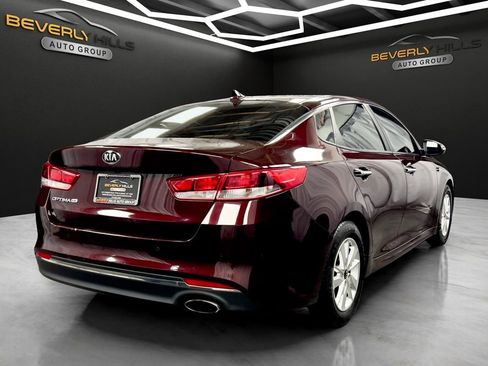 Used 2018 Kia Optima LX image 5
