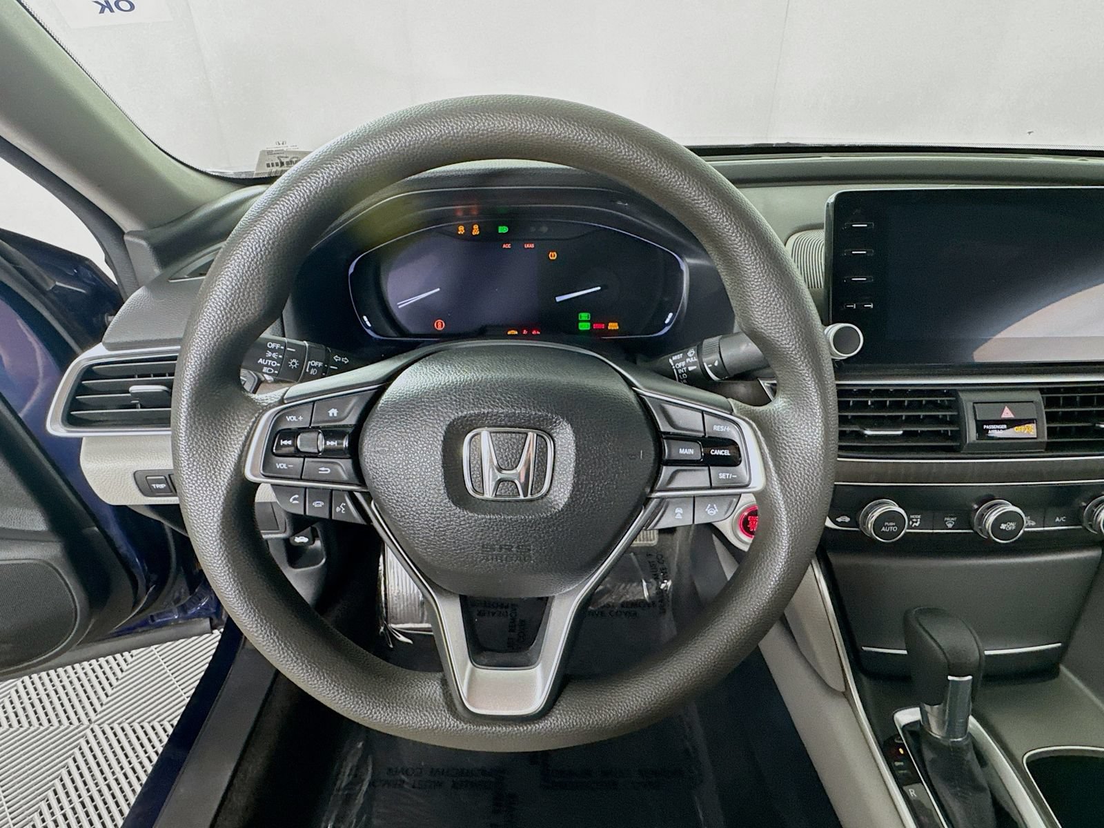 Used 2018 Honda Accord EX image 13