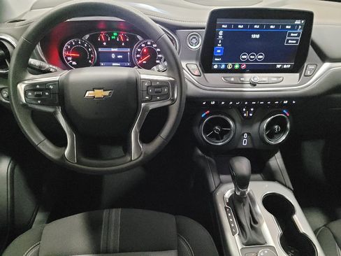 Used 2025 Chevrolet Blazer LT FWD image 22