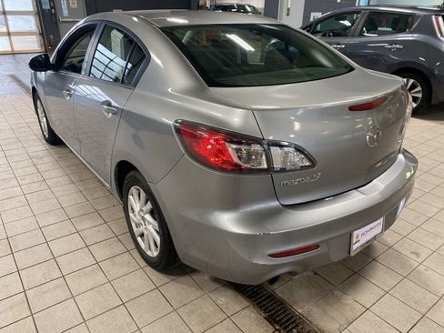 Used 2013 MAZDA MAZDA3 i Touring image 19