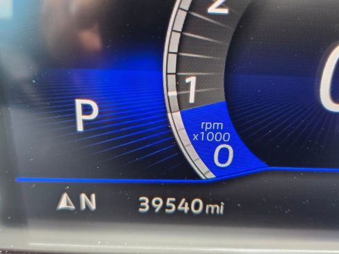 Certified 2023 Volkswagen Tiguan SE image 23