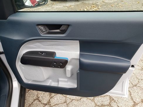 New 2025 Ford Maverick XLT w/ Equipment Group 301A image 22