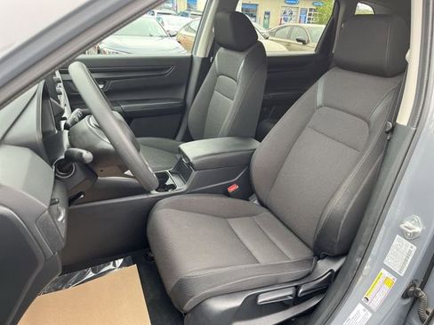Used 2025 Honda CR-V LX image 15