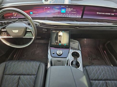 New 2026 Cadillac Escalade IQ Luxury 1 w/ LPO, Floor Liner Package image 13