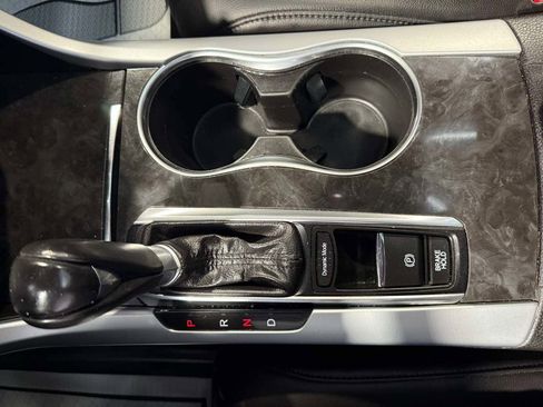 Used 2020 Acura TLX image 19