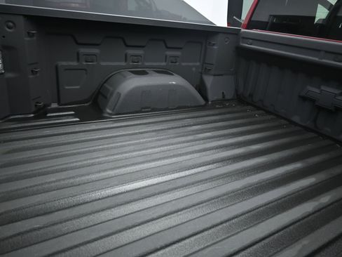 Used 2019 Chevrolet Silverado 1500 RST image 25