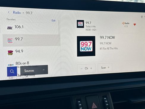 New 2025 Lexus ES 350 Luxury image 14