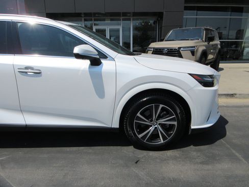 Used 2023 Lexus RX 350 Premium w/ Cold Area Package AWD/4WD image 12
