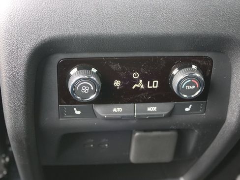 New 2026 Chevrolet Traverse RS FWD image 28