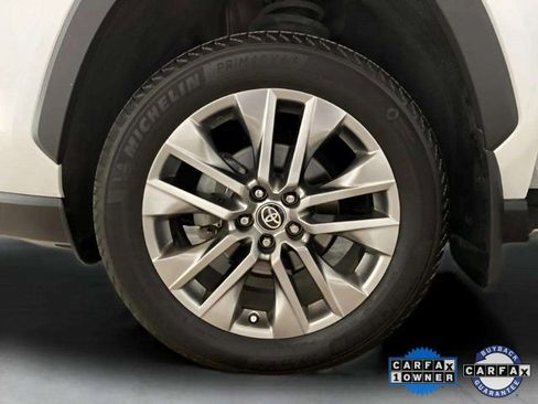 Used 2024 Toyota RAV4 XLE Premium image 27