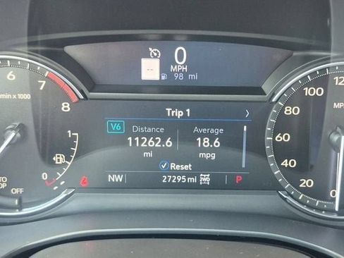 Used 2024 Cadillac XT6 Premium Luxury w/ LPO, Floor Liner Package AWD/4WD image 75