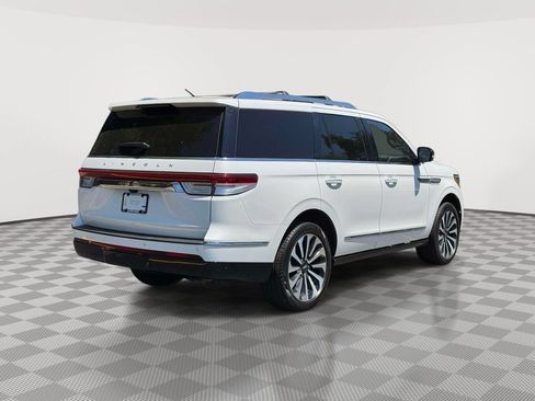 Used 2024 Lincoln Navigator Reserve AWD/4WD image 7