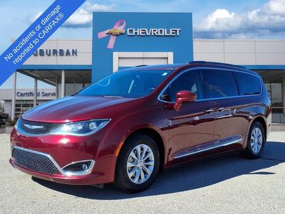 Used 2017 Chrysler Pacifica Touring-L