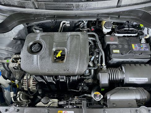 Used 2025 Kia Soul LX w/ LX Technology Package image 31