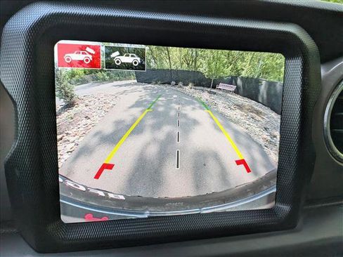 Used 2021 Jeep Wrangler Rubicon AWD/4WD image 36