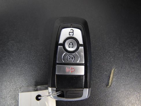 Used 2023 Ford Bronco Outer Banks image 35