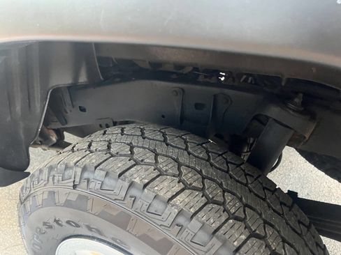 Used 2013 Toyota Tacoma 4x4 Regular Cab image 18