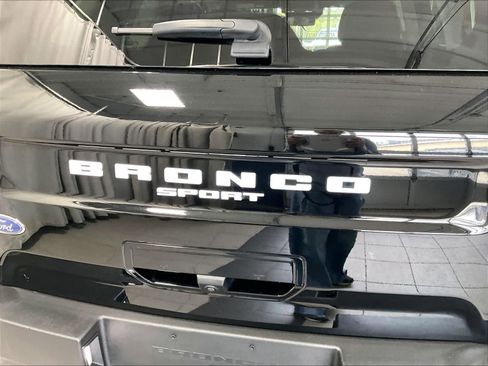 Used 2023 Ford Bronco Sport Outer Banks w/ Tech Package AWD/4WD image 28