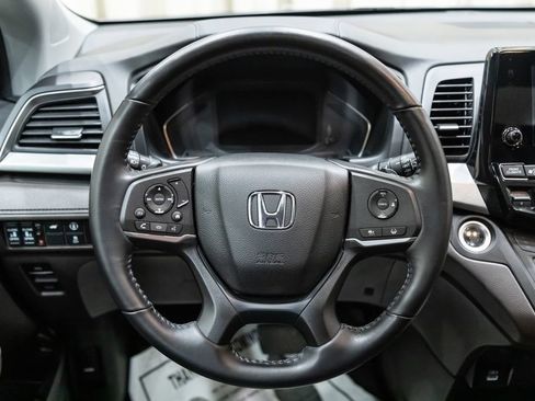 Used 2024 Honda Odyssey EX-L image 16