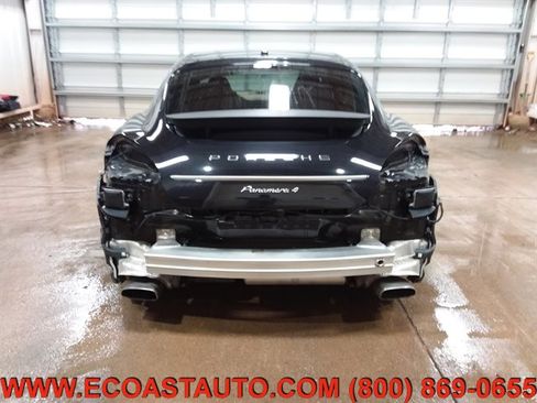 Used 2013 Porsche Panamera 4 image 8