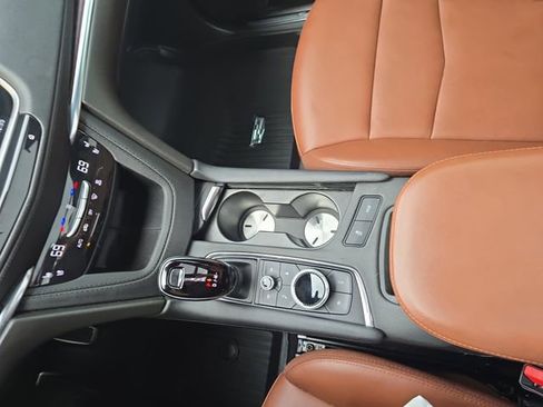 Used 2023 Cadillac XT5 Sportv image 28