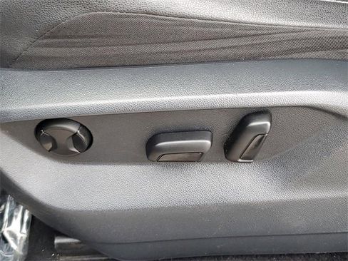 Used 2021 Volkswagen Tiguan SEL image 24