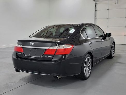Used 2014 Honda Accord Sport image 9