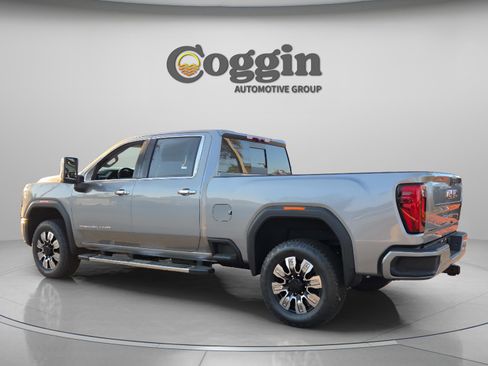New 2026 GMC Sierra 2500 Denali AWD/4WD image 3