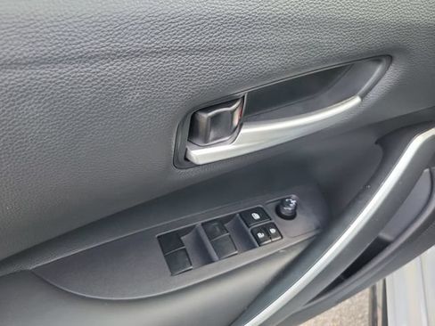 Used 2024 Toyota Corolla SE FWD image 17