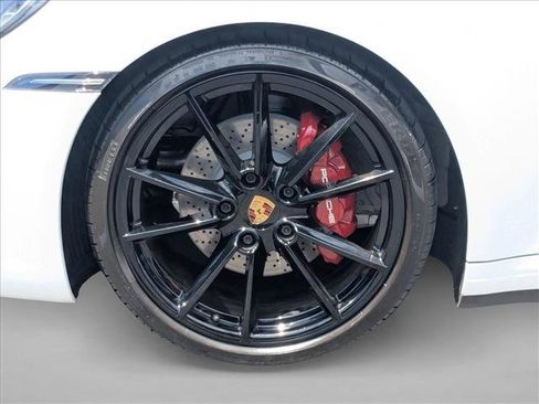 Used 2020 Porsche 911 Carrera RWD image 23