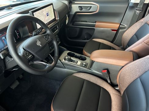 New 2026 Ford Bronco Sport Outer Banks w/ Outer Banks Tech Package+ AWD/4WD image 9