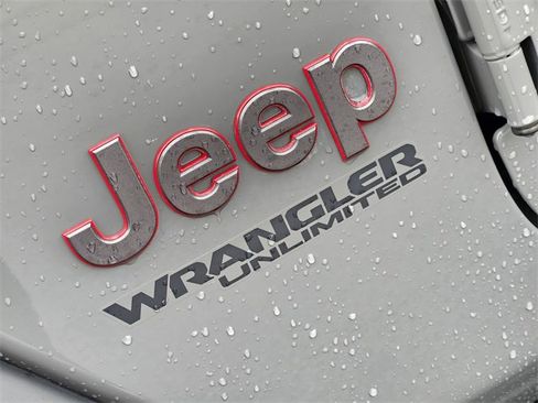 Used 2021 Jeep Wrangler Unlimited Rubicon image 11