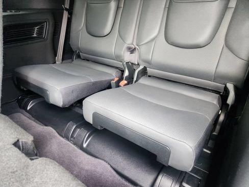 Used 2021 Lexus GX 460 Premium w/ Premium Package AWD/4WD image 31