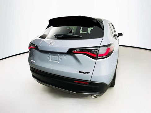 Used 2024 Honda HR-V Sport image 9