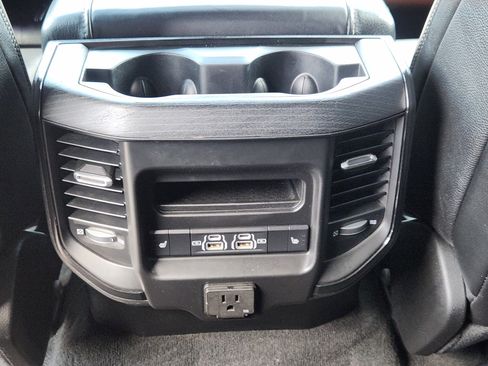 Used 2022 RAM 1500 Limited w/ Night Edition RWD image 33