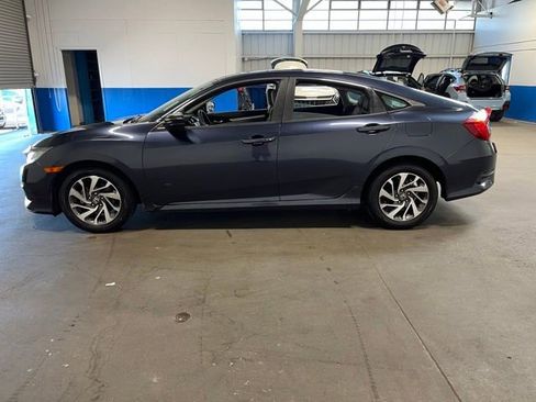 Used 2016 Honda Civic EX image 6