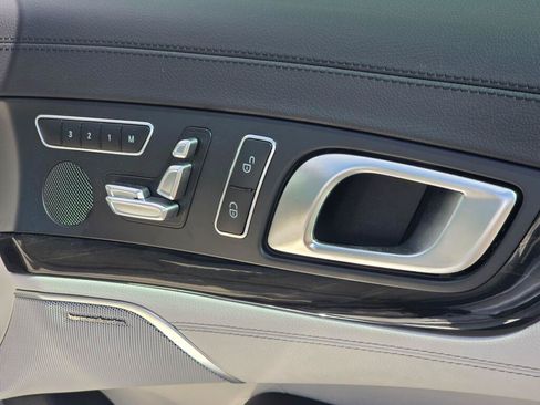 Used 2020 Mercedes-Benz SL 450 image 21