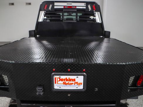 Used 2022 RAM 3500 Tradesman image 9