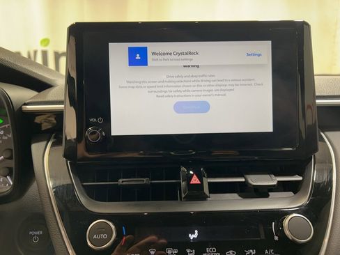 Used 2025 Toyota Corolla Cross AWD Hybrid image 27