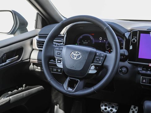 New 2026 Toyota Camry XSE FWD image 17