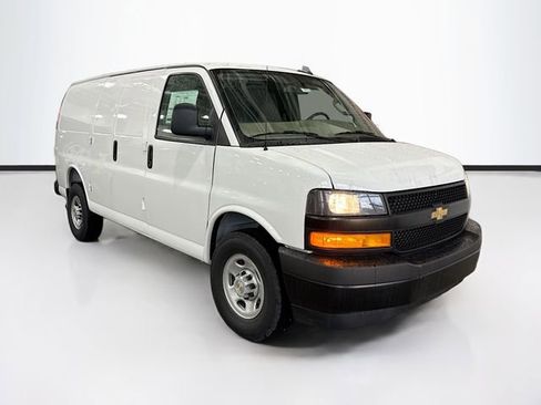 New 2025 Chevrolet Express 2500 RWD image 3