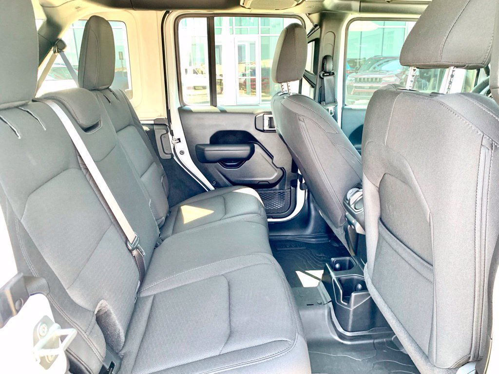 Used 2023 Jeep Wrangler Unlimited Sport AWD/4WD image 24