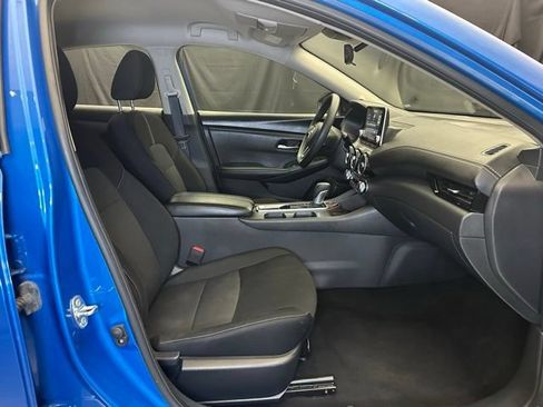 Used 2024 Nissan Sentra SV FWD image 15