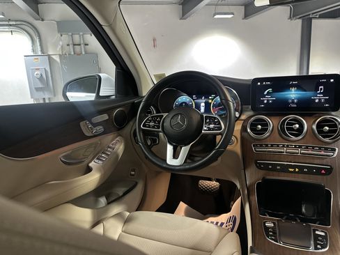 Certified 2022 Mercedes-Benz GLC 300 4MATIC image 24