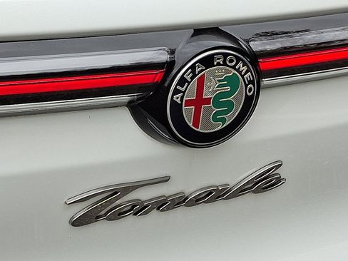 Used 2024 Alfa Romeo Tonale Veloce image 33