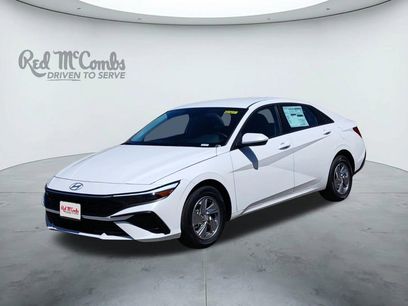 New 2026 Hyundai Elantra SE