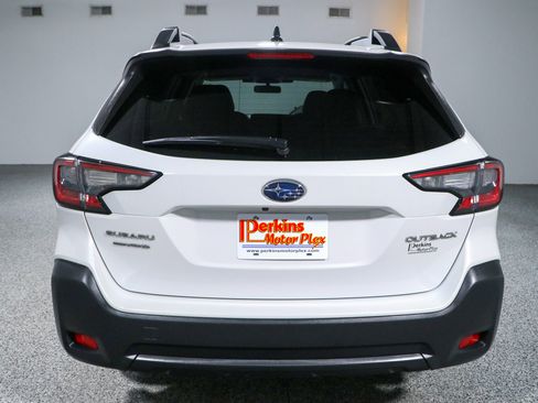 Used 2023 Subaru Outback Premium AWD/4WD image 8