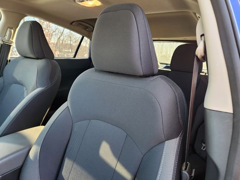 Certified 2025 Subaru Crosstrek 2.0i Premium image 11