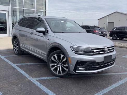 Used 2020 Volkswagen Tiguan SEL Premium R-Line image 1